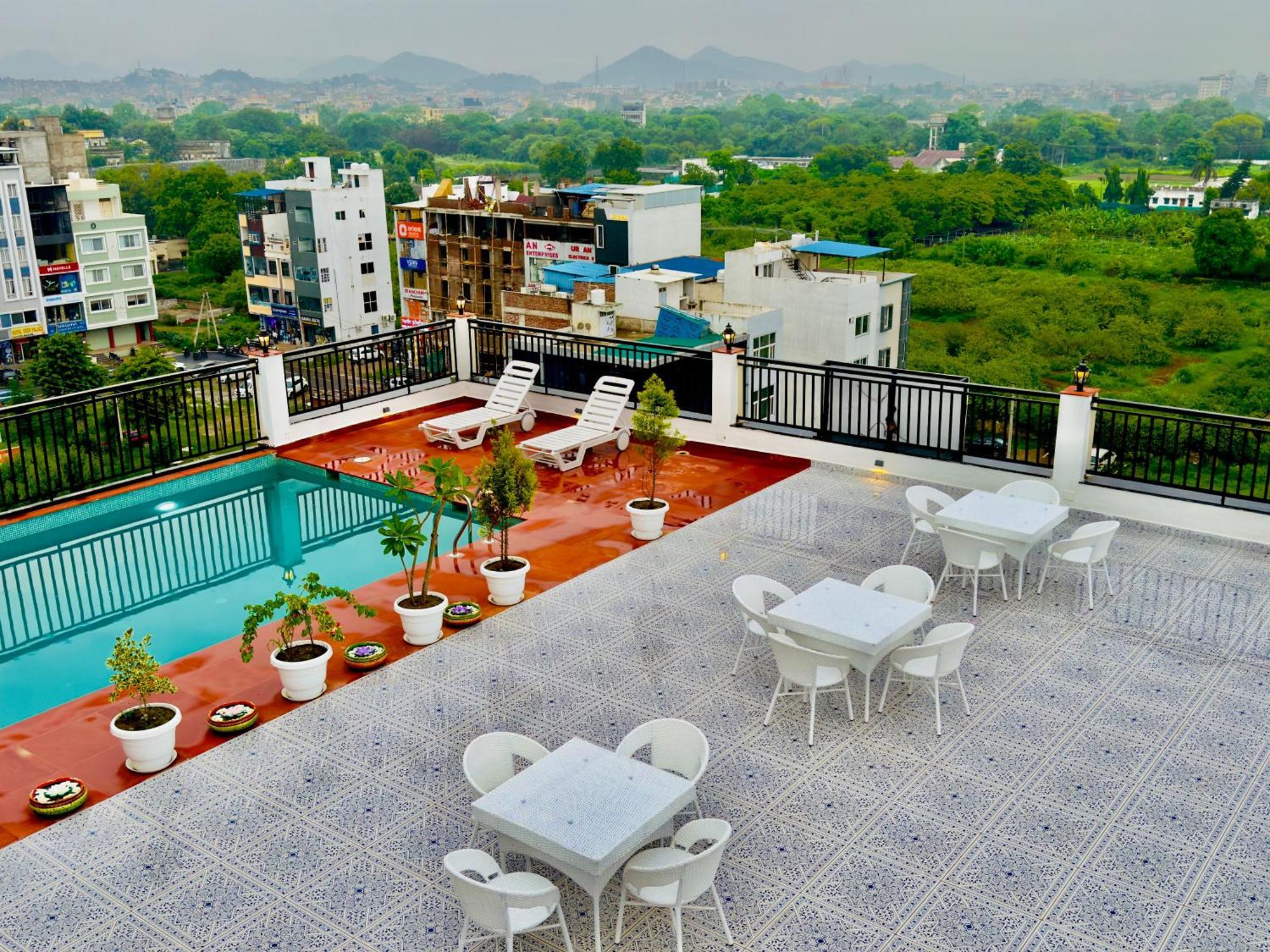 Hotel Arun Hotel 4*